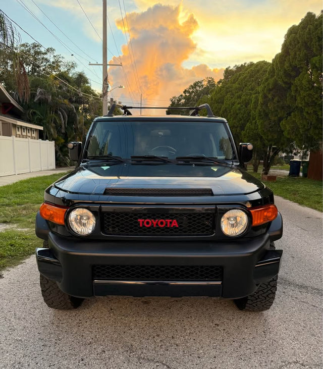 2007 Toyota FJ Cruiser · Sport Utility 2D — photo 3