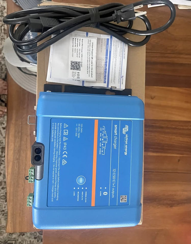 Victron Energy Smart IP43 Charger 12-V 50 AMP 120-240VAC in Gold Canyon, AZ (photo 1)