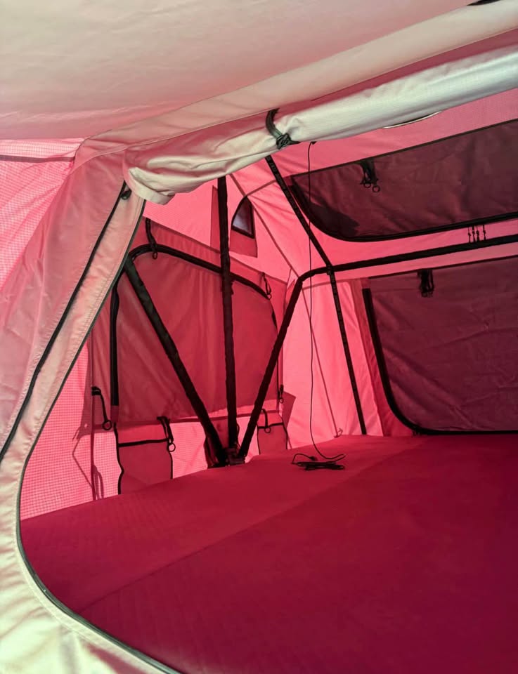 OVS roof top tent (photo 3) — photo 3