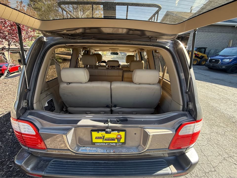 2000 Lexus LX · LX 470 Sport Utility 4D in Park City, UT (photo 12) — photo 12