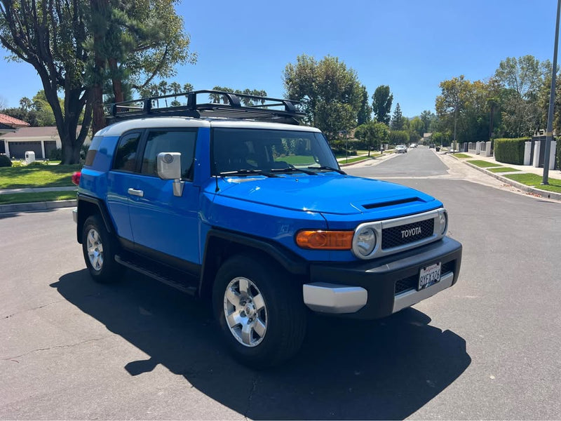 2007 Toyota FJ Cruiser · Sport Utility 2D in Valencia, CA (photo 6) — photo 6