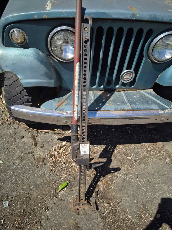 HI-LIFT model HL-484 off road jack in Seattle, WA (photo 3) — photo 3