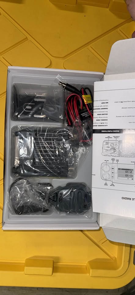 Rugged Radios GMR25 25-Watt GMRS 2-Way Radio + Toyota Tacoma or 4Runner (2003-2024) mount in Hillsboro, OR (photo 2) — photo 2
