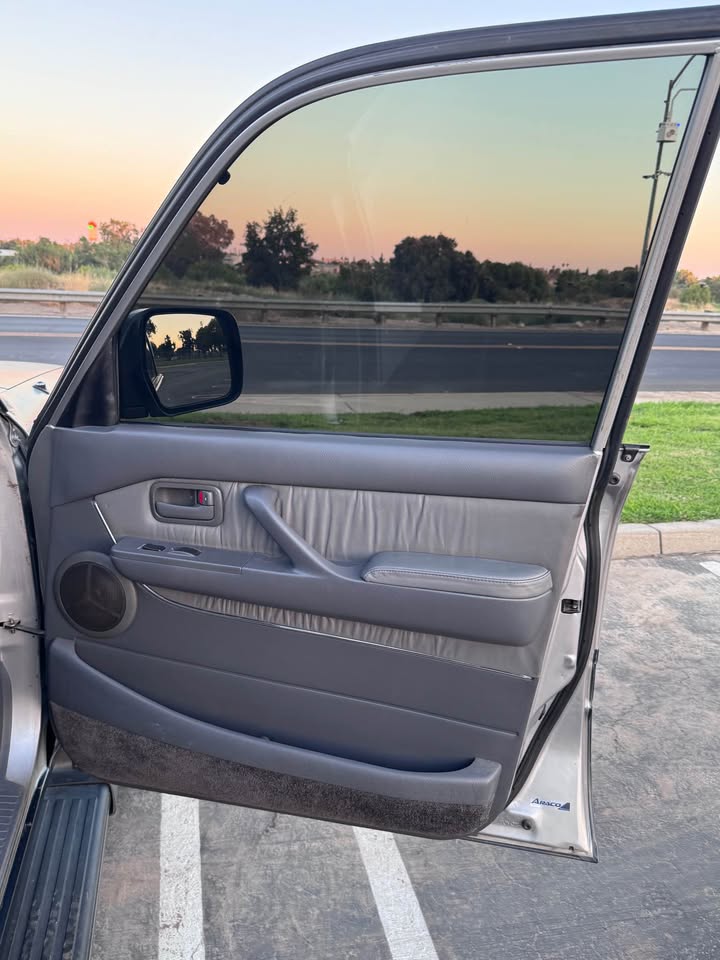 1993 Toyota Landcruiser · Sport Utility 4D in Modesto, CA (photo 6) — photo 6