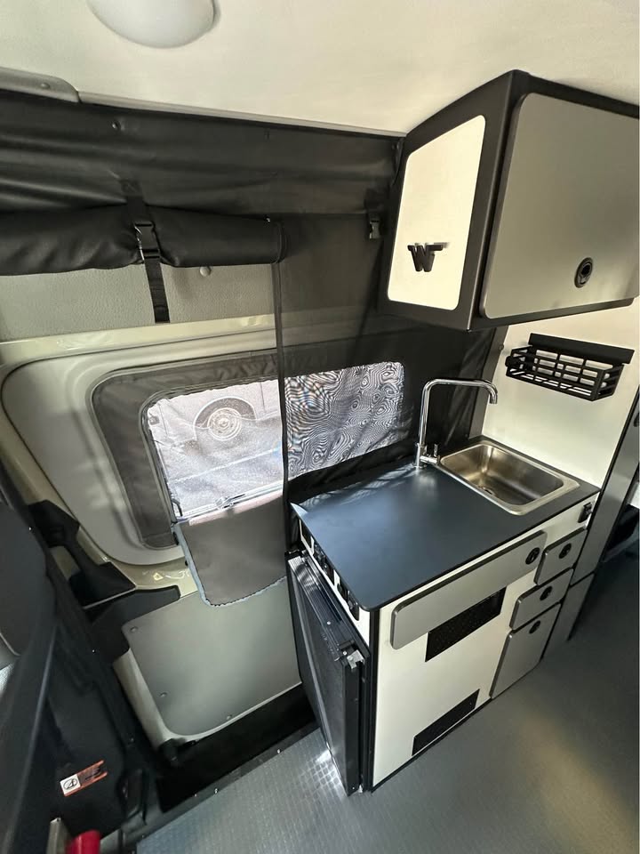 2026 Winnebago Revel Sport 44C w/ 9,259 miles in Phoenix, AZ (photo 11) — photo 11