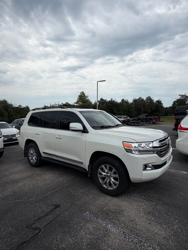 2019 Toyota Landcruiser Land Cruiser — photo 2