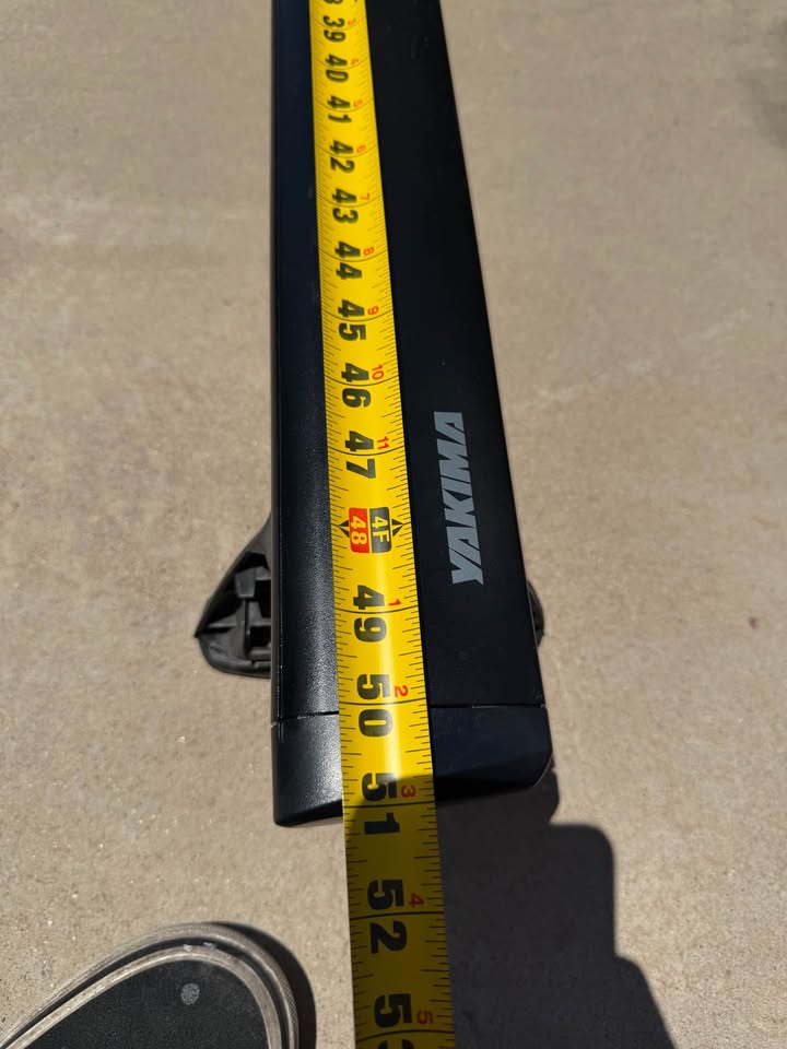 50 inch bar Yakima Roof Rack in Chandler, AZ (photo 4)