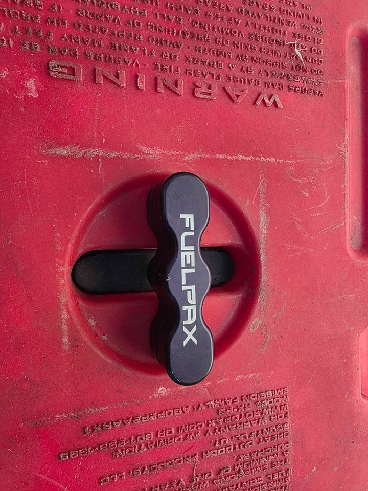 RZR Xp 100 Rear Cargo Box with Rotopax 2 Gal Gas Can in Longview, WA (photo 5) — photo 5