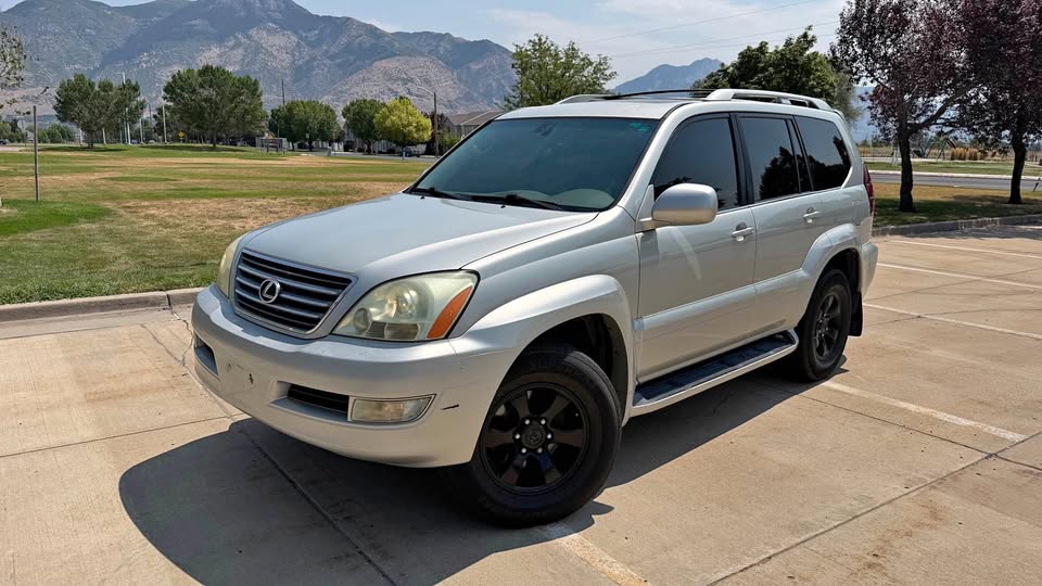 2003 Lexus GX · GX 470 Sport Utility 4D (photo 1)