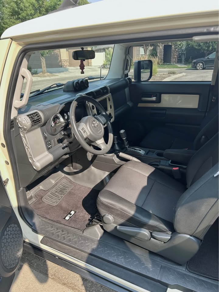 2008 Toyota FJ Cruiser (photo 5) — photo 5