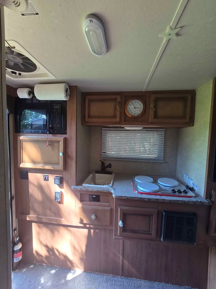 2014 Forest River Backpack Palomino HS-800 in Layton, UT (photo 5) — photo 5