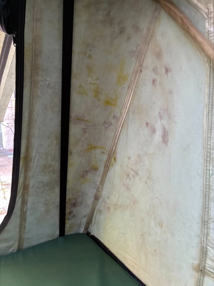 Thule Tepui Kukeman III Rooftop Tent in Brooklyn, NY (photo 5) — photo 5