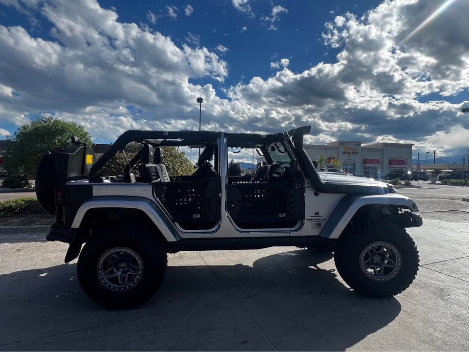 2014 Jeep Wrangler Unlimited · Rubicon Recon (JK) Sport Utility 4D in Denver, CO (photo 8) — photo 8