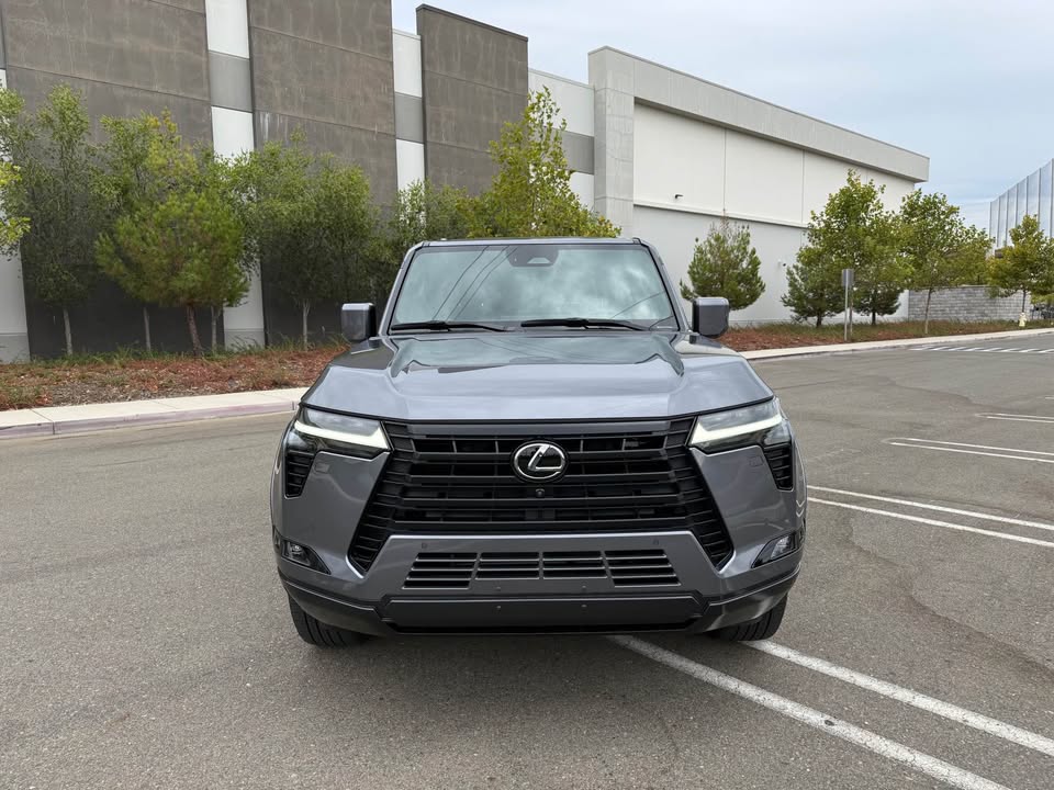 2025 Lexus GX · Lexus GX 550 Luxury+ 4WD in Rocklin, CA (photo 2) — photo 2