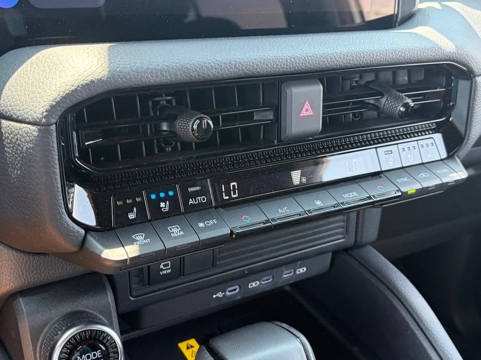 2026 Toyota Land Cruiser Base 4x4 (photo 9) — photo 9