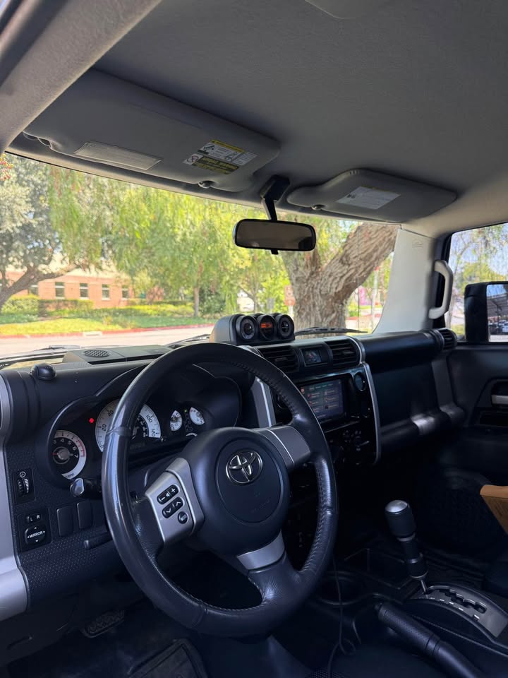 2008 Toyota FJ Cruiser · Sport Utility 2D in Stockton, CA (photo 8) — photo 8