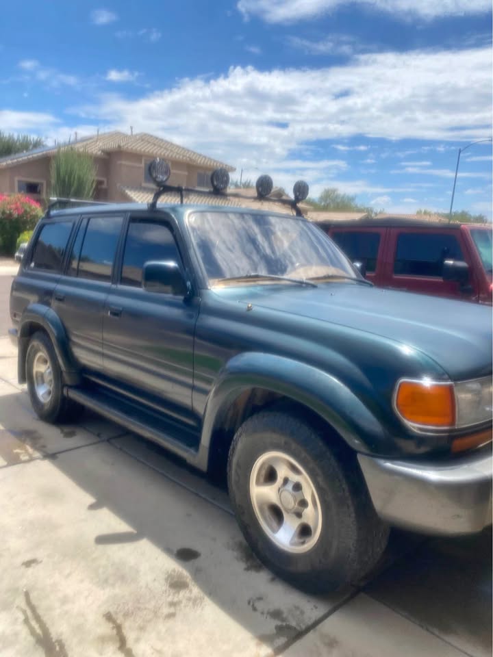 1995 Toyota Land Cruiser 290k + in Peoria, AZ (photo 1) — photo 1