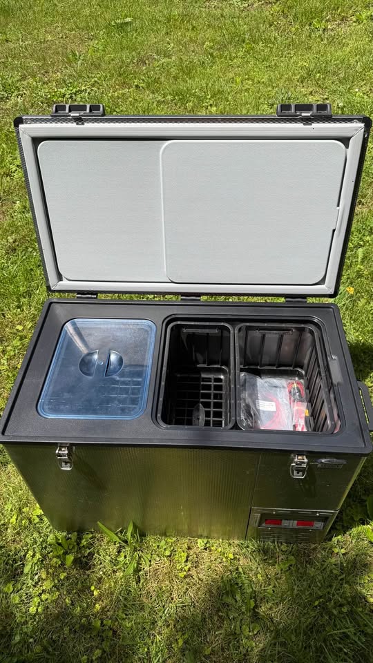 National Luna Legacy Dual Control Fridge Freezer in Church Hill, TN (photo 3) — photo 3