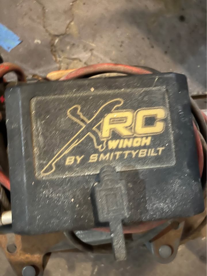 Xrc 8000lb winch in Vancouver, WA (photo 2) — photo 2