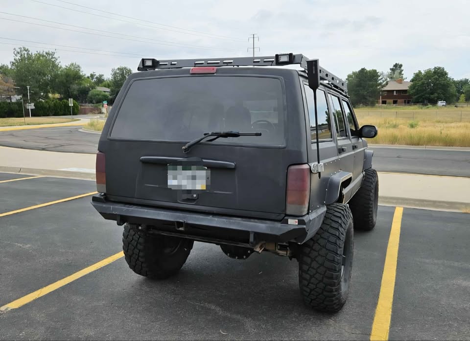 2001 Jeep Cherokee · Limited Sport Utility 4D (photo 5) — photo 5