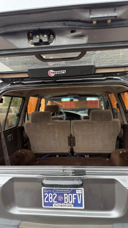 1994 Toyota Landcruiser in Lebanon, TN (photo 8) — photo 8