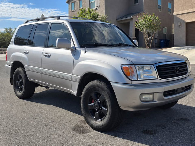 2000 Toyota Landcruiser · Sport Utility 4D — photo 2