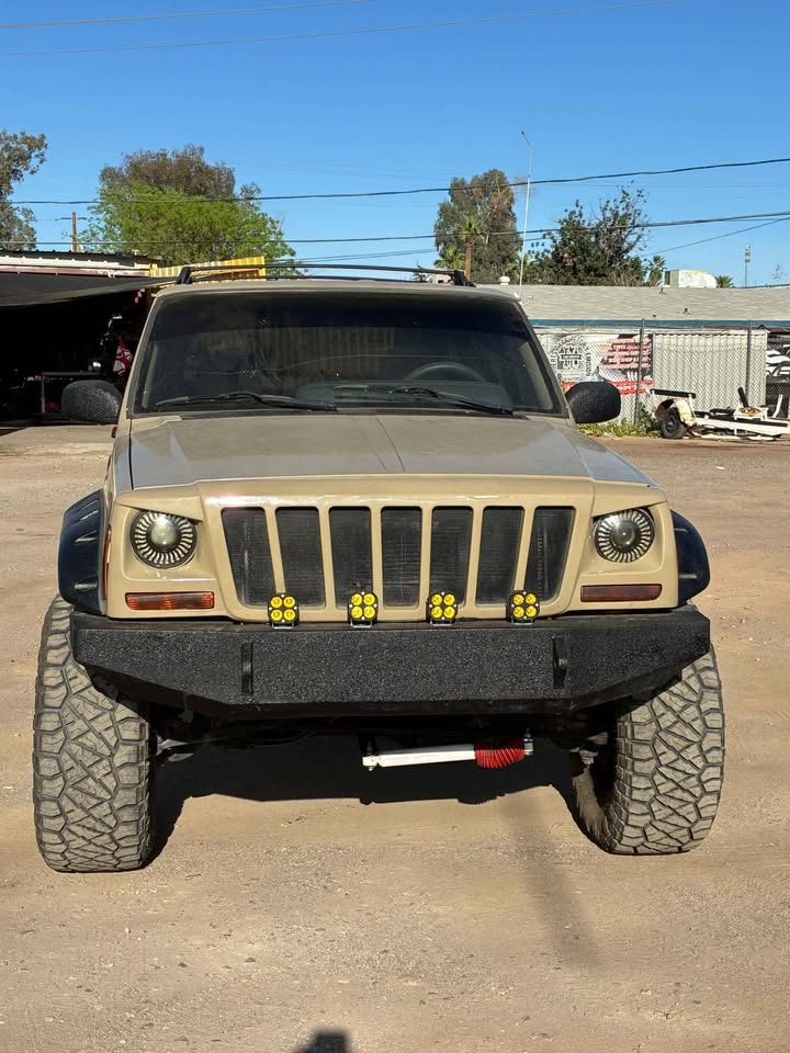 1998 Jeep Cherokee XJ in Phoenix, AZ (photo 3) — photo 3