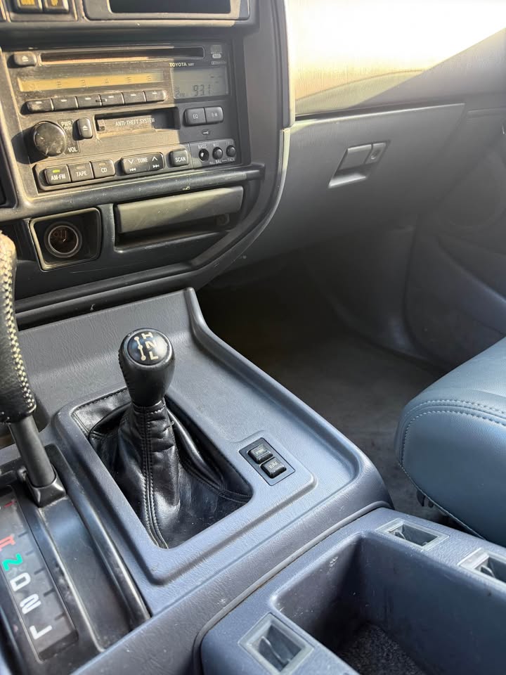 1996 Toyota Landcruiser · Sport Utility 4D in Simi Valley, CA (photo 10) — photo 10