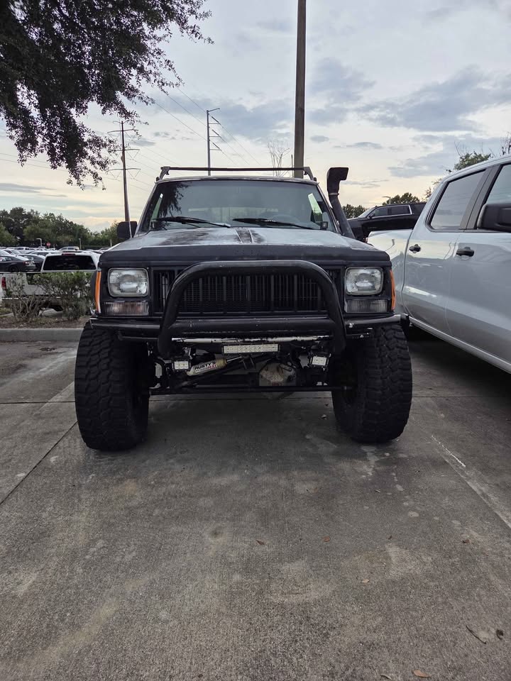 1989 Jeep Cherokee · Limited Sport Utility 4D in DeBary, FL (photo 3) — photo 3