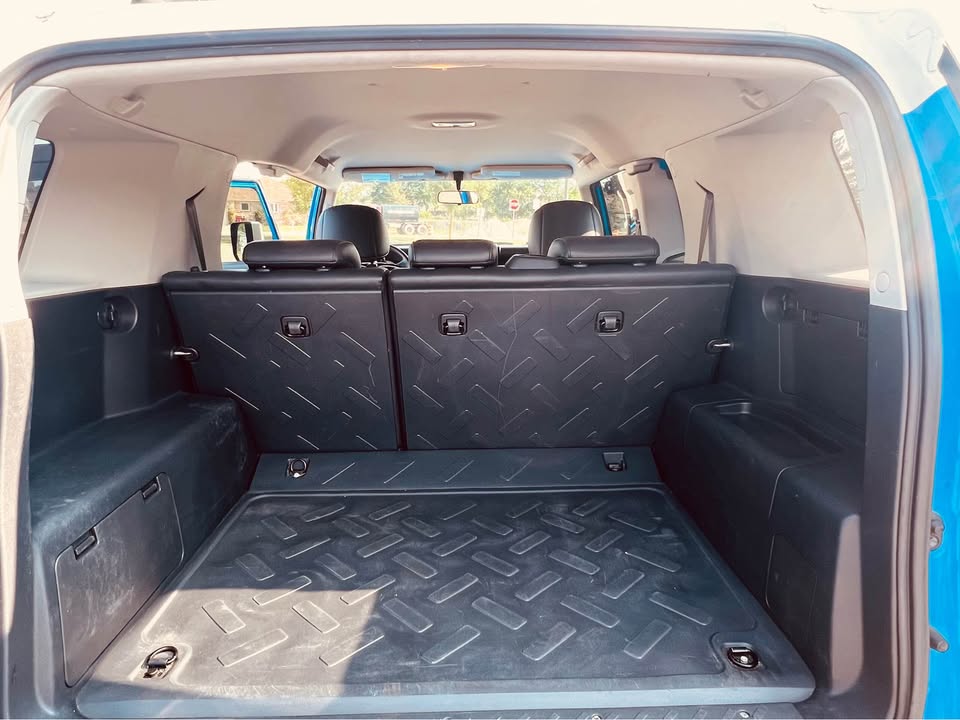 2007 Toyota FJ Cruiser · Sport Utility 2D (photo 10) — photo 10