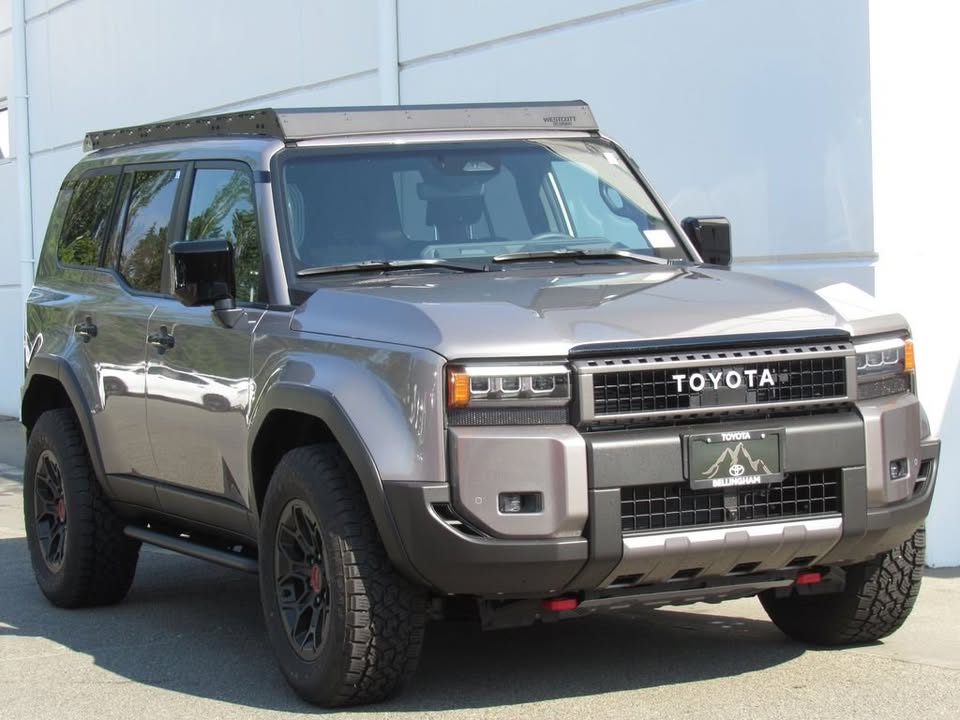 2027 Toyota Land Cruiser Base 1516 Miles in Bellingham, WA (photo 2) — photo 2