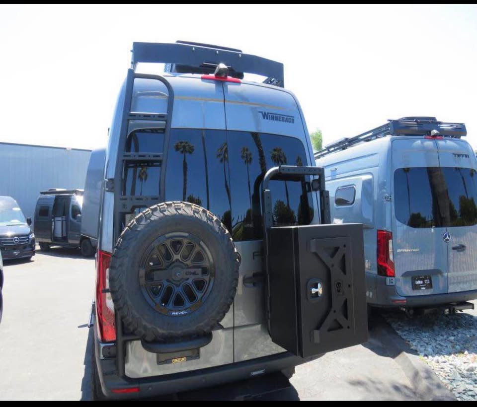 2025 Winnebago revel in Phoenix, AZ (photo 2)