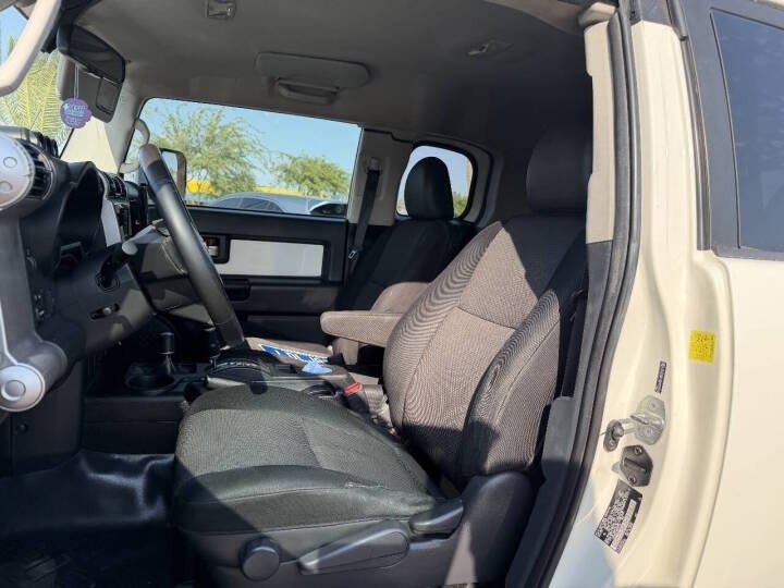 2011 Toyota FJ Cruiser Base in Mesa, AZ (photo 7) — photo 7