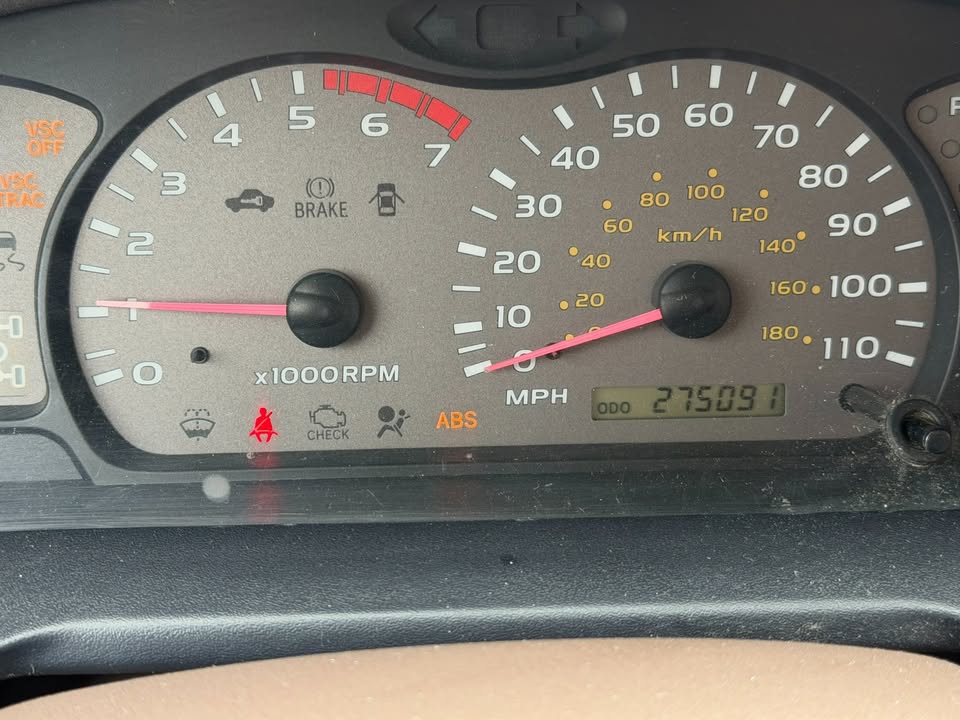 2003 Toyota sequoia limited 4wd in Louisville, CO (photo 9)