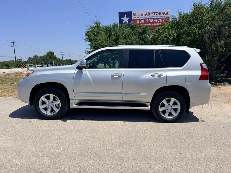 2013 Lexus GX 460 in Marble Falls, TX (photo 2) — photo 2
