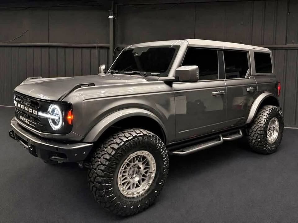 2025 Ford Bronco in Phoenix, AZ (photo 1) — photo 1