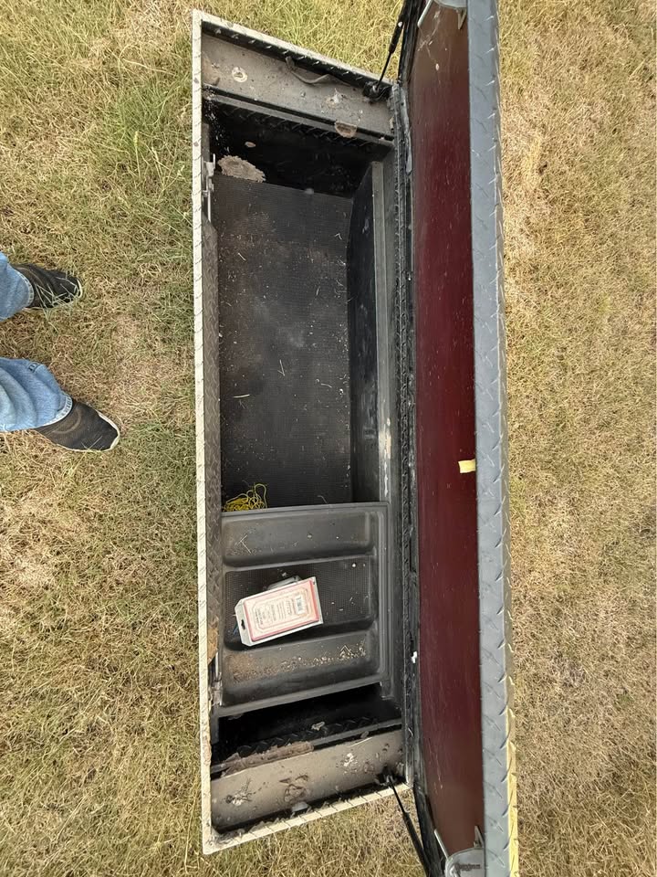 Decked System and Toolbox (photo 7) — photo 7