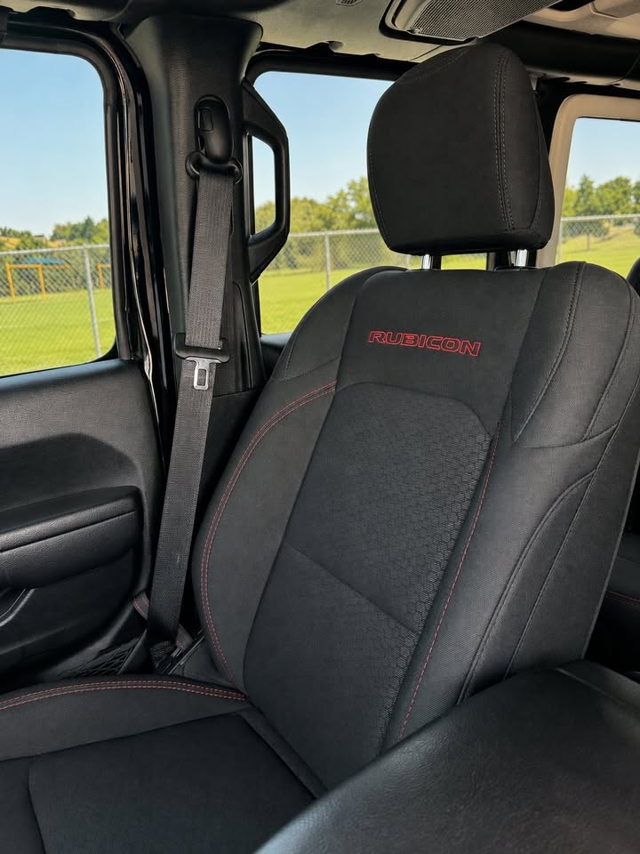 2023 Jeep wrangler rubicon 1 owner like new in Boise, ID (photo 7) — photo 7
