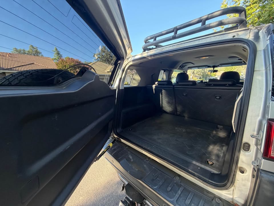Toyota FJ Cruiser in Rocklin, CA (photo 8) — photo 8