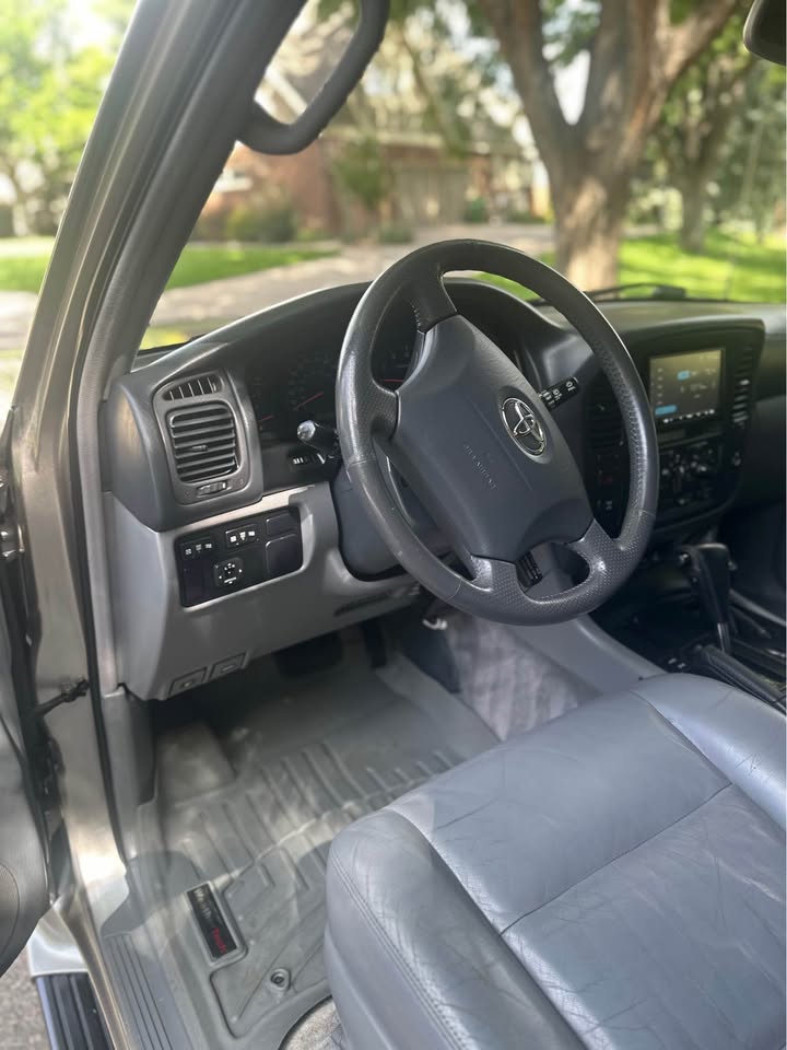 2001 Toyota Landcruiser · Sport Utility 4D in Fort Collins, CO (photo 8) — photo 8