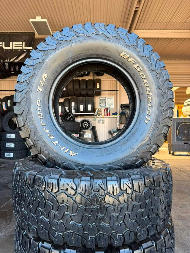BFGoodrich All-Terrain T/A KO2 Tires LT285/70R17 — photo 2