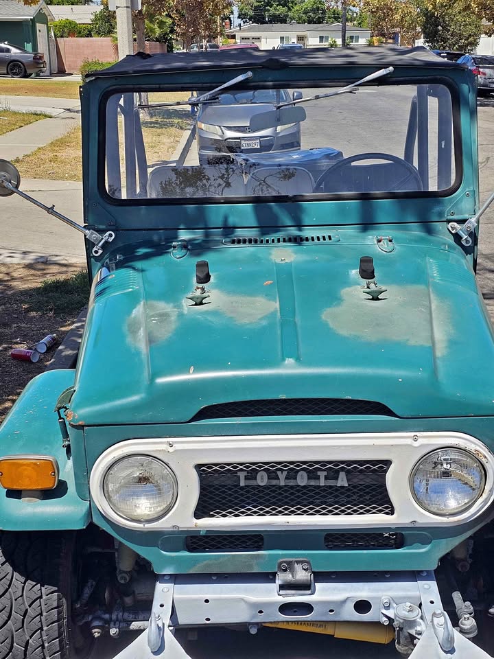1972 toyota land cruiser fj40 in Garden Grove, CA (photo 1)
