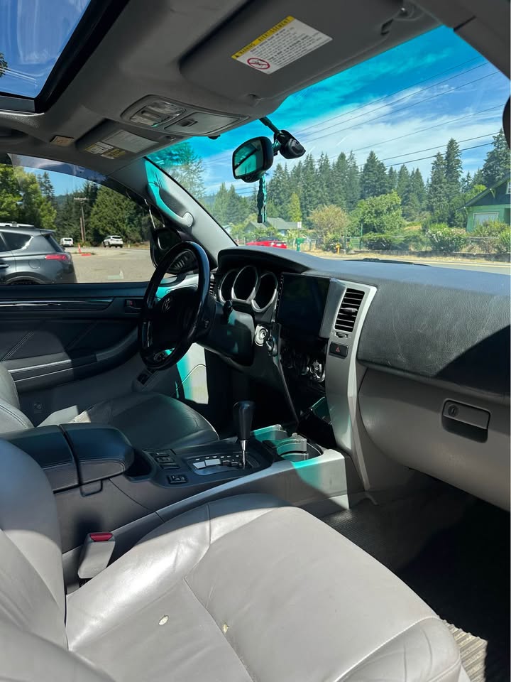 2003 Toyota 4Runner · Limited Sport Utility 4D (photo 9) — photo 9