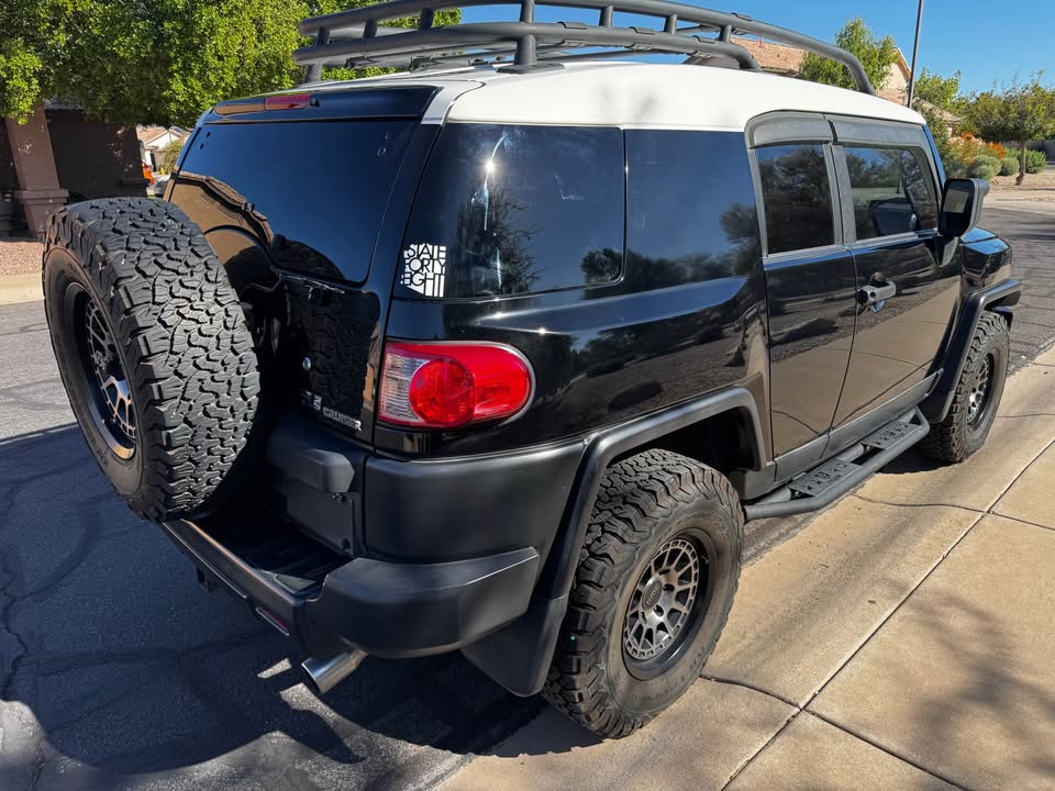 2010 Toyota FJ Cruiser in Gilbert, AZ (photo 4) — photo 4
