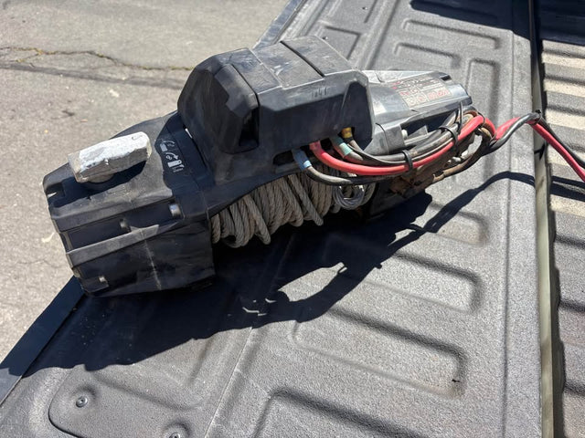 WARN VR10 10,000 LB Winch – Steel Cable — photo 3