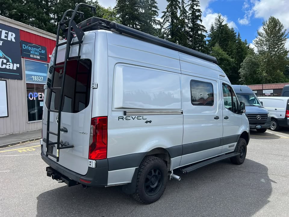2021 Mercedes-Benz 4x4 winnebago revel 44e in Lynnwood, WA (photo 4) — photo 4