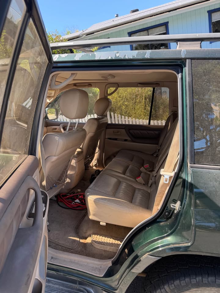 2000 Toyota Land Cruiser 4WD – 189k Miles – 2 Owner – Runs Great in Petaluma, CA (photo 7) — photo 7