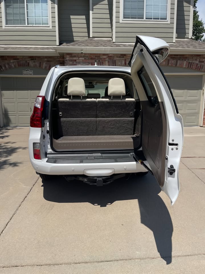 2012 Lexus GX 460 in Aurora, CO (photo 9)