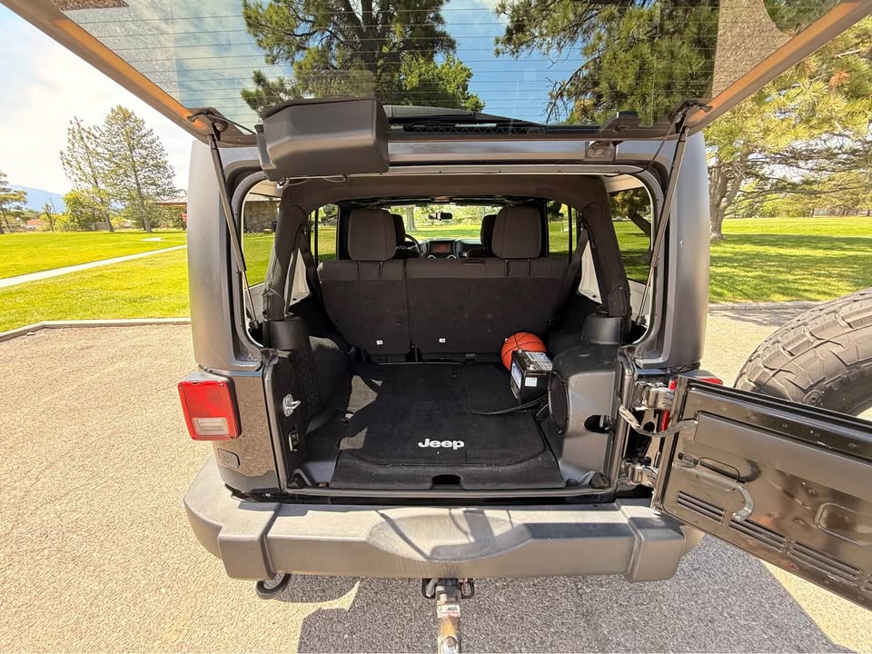 2011 Jeep Wrangler Unlimited · Rubicon Hard Rock Sport Utility 4D in Salt Lake City, UT (photo 11) — photo 11