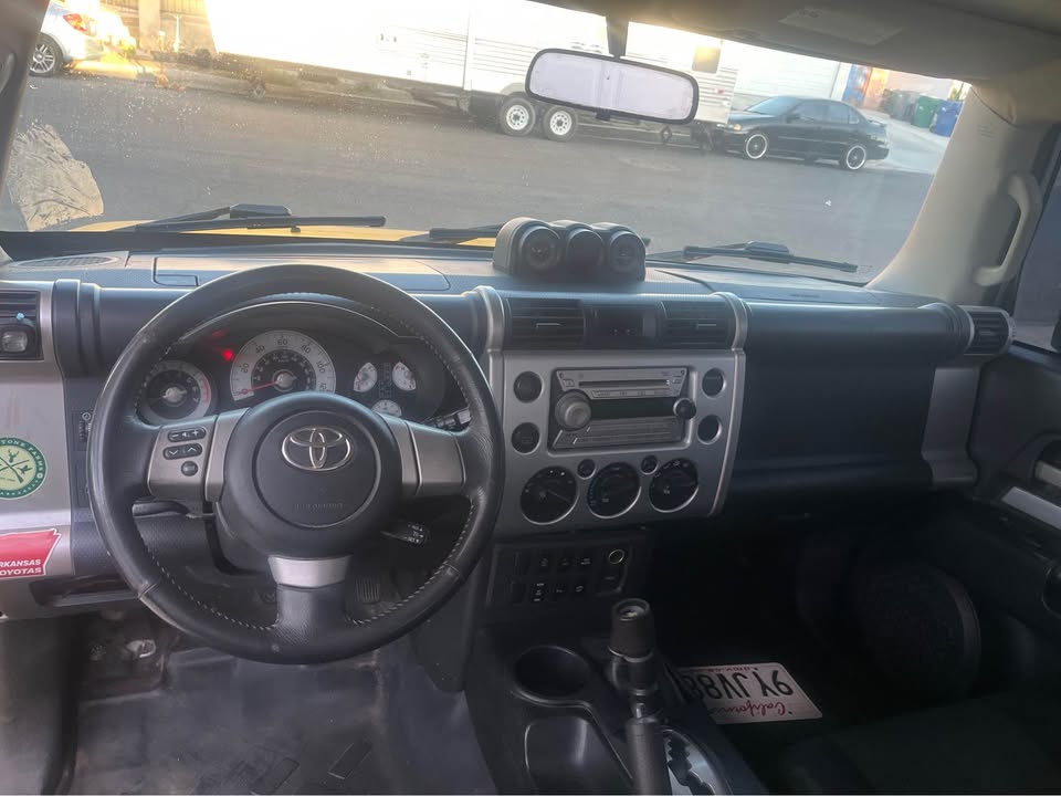 2007 Toyota FJ Cruiser · Sport Utility 2D in Palmdale, CA (photo 10) — photo 10